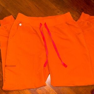 Figs Dirty Chai Jogger Scrub Pants Medium